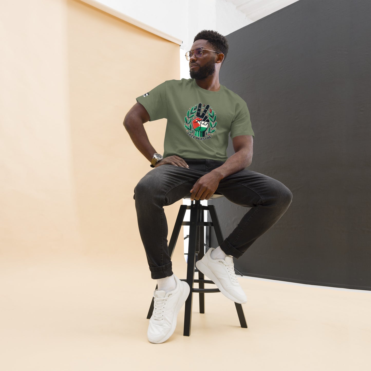 People for Palestine Tee v12, Men’s Classic Tee | Gildan 5000